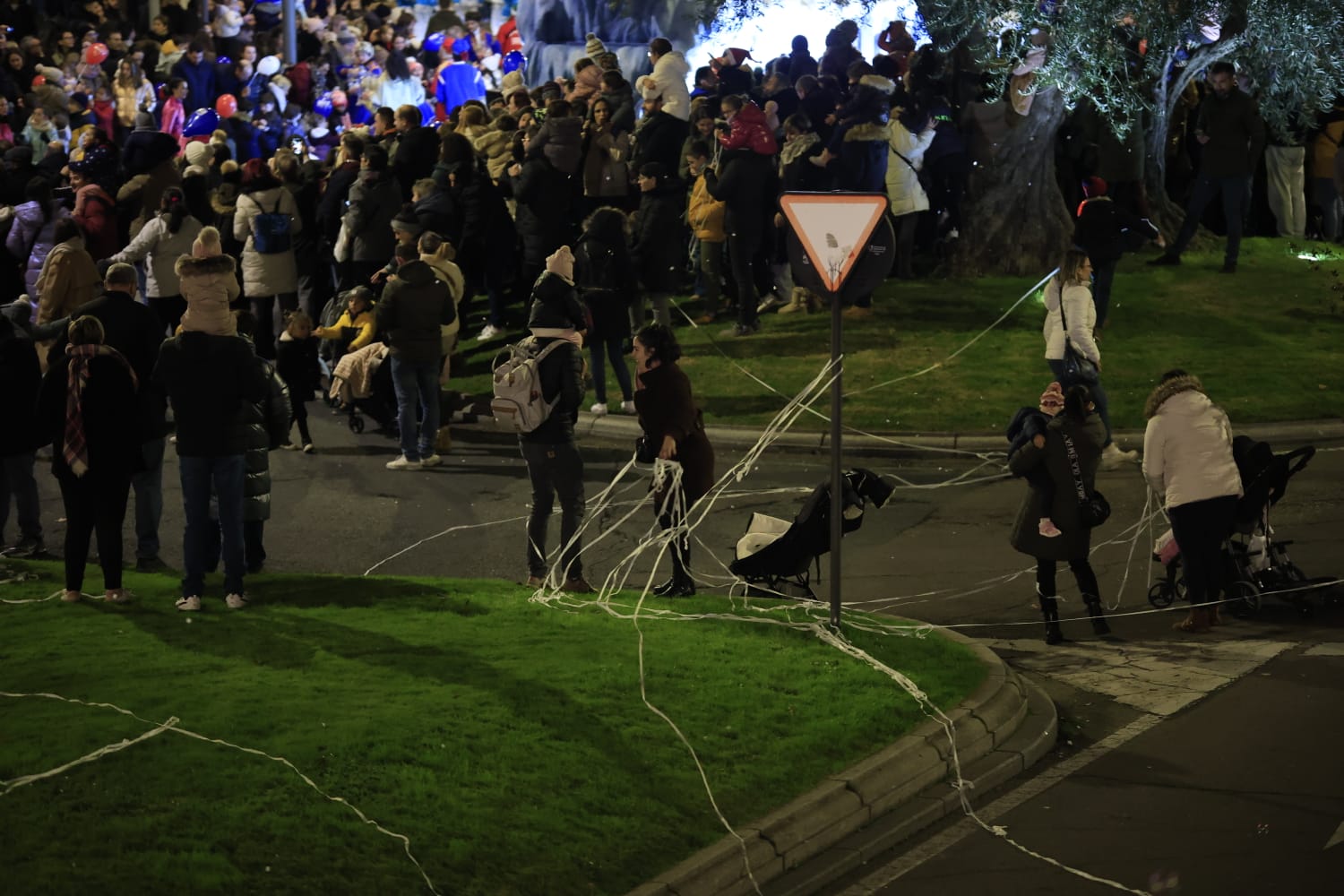 Papá Noel recorre las calles de la ciudad con la &#039;Cabalgaza&#039;