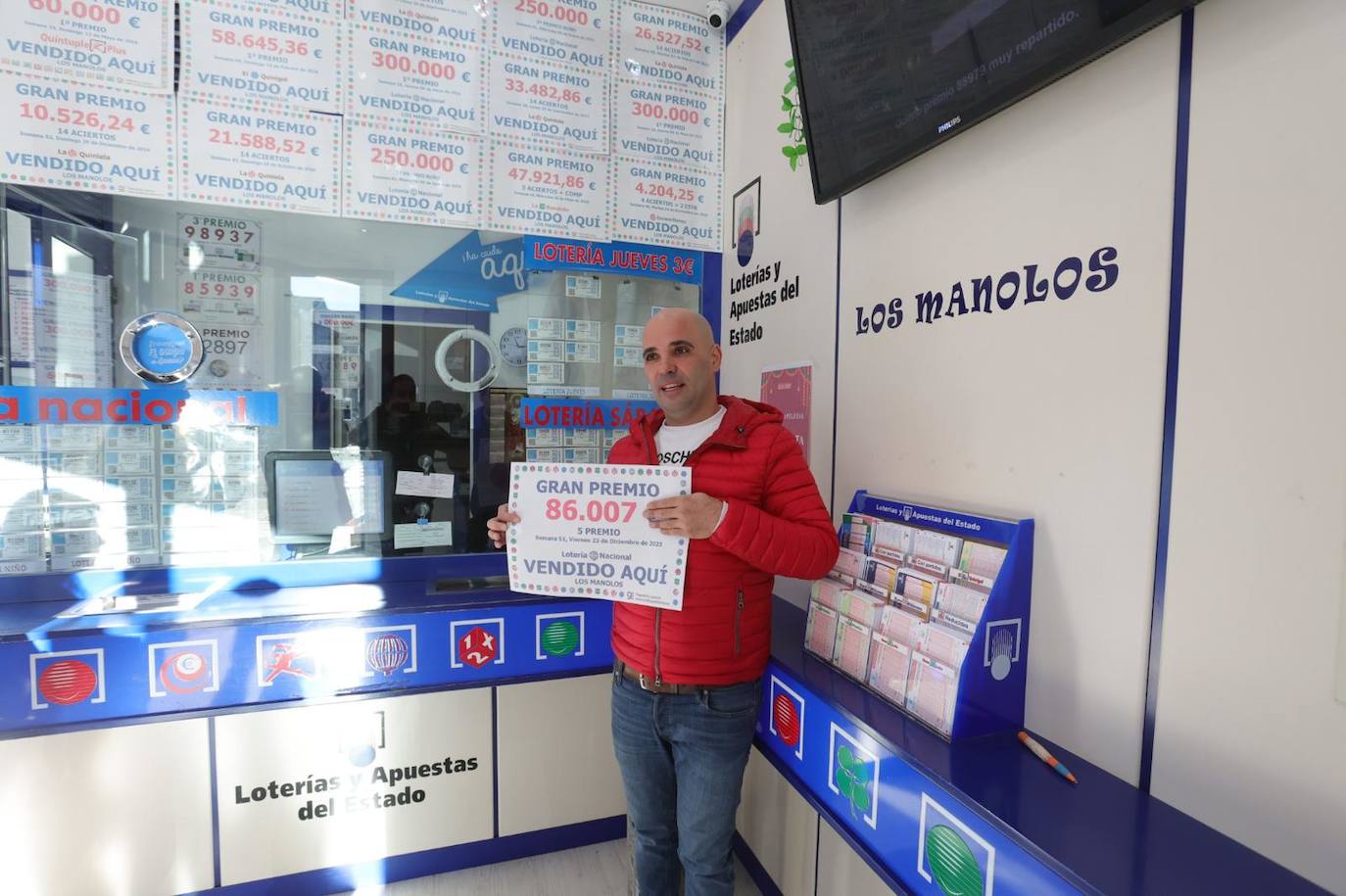 Las administraciones salmantinas afortunadas celebran por todo lo alto los premios de la Lotería de Navidad
