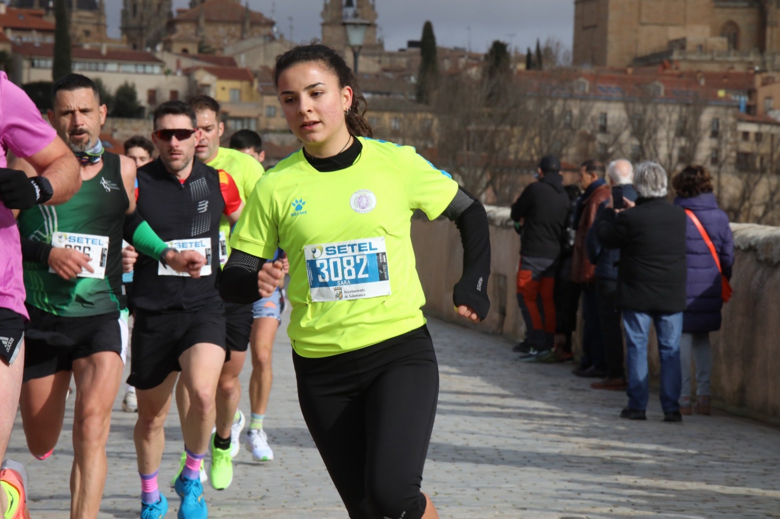 San Silvestre Salmantina: paso por el Puente Romano y calle Compañía