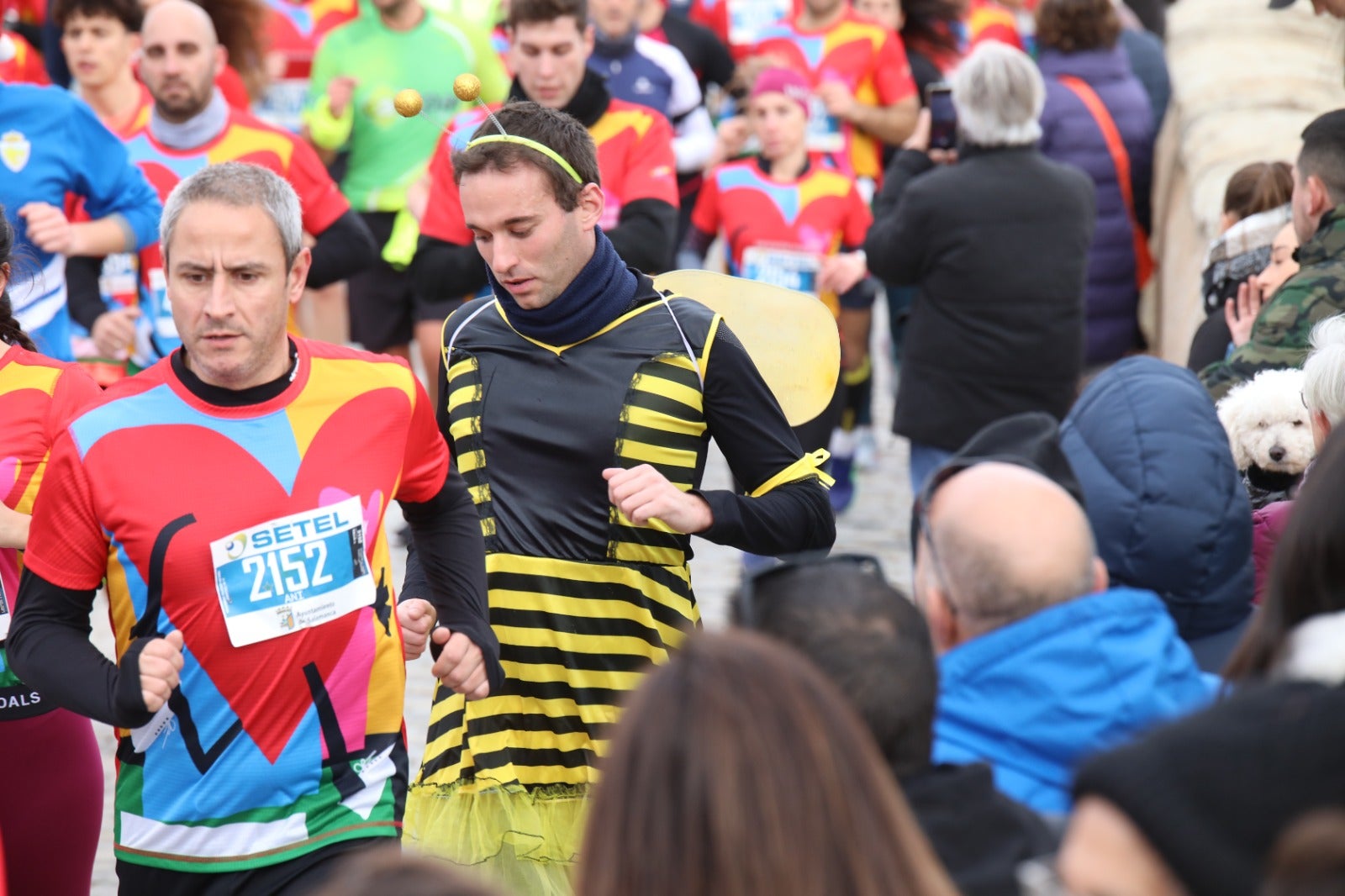 San Silvestre Salmantina: paso por el Puente Romano y calle Compañía