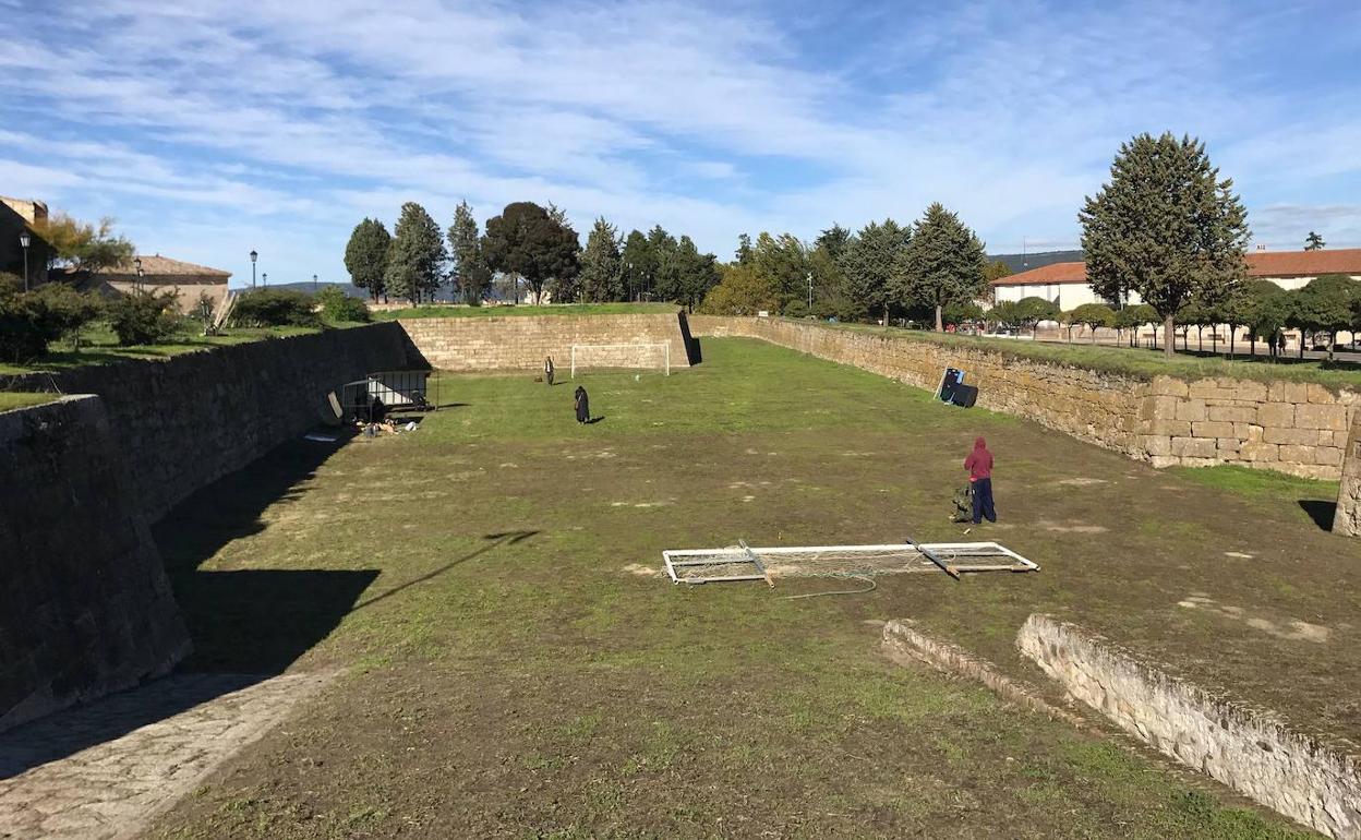 Fosos de la muralla de Ciudad Rodrigo. 