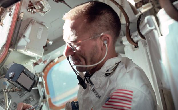 Walter Cunningham durante la misión Apolo 7, en 1968.