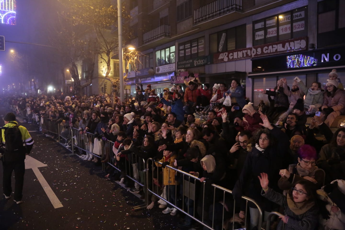 Fotos: Los Reyes Magos recorren las calles del centro de Salamanca