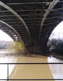 Imagen secundaria 2 - La espectacular crecida del Tormes a su paso por Salamanca