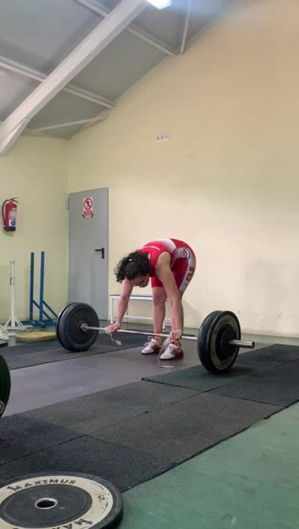 La haltera que vive en Salamanca con potencial para estar en unos Juegos, frenada por la burocracia