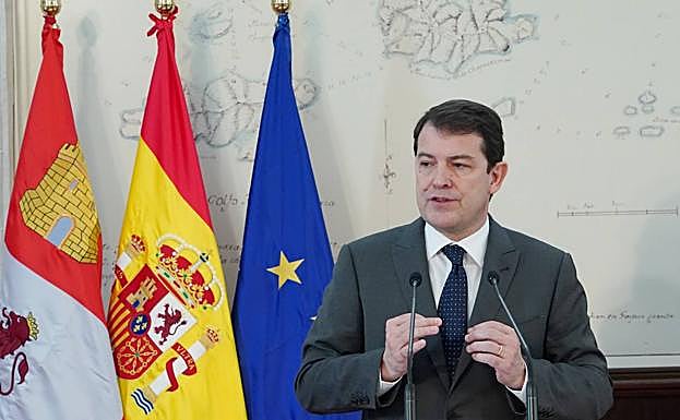 Alfonso Fernández Mañueco, este lunes durante la declaración institucional.