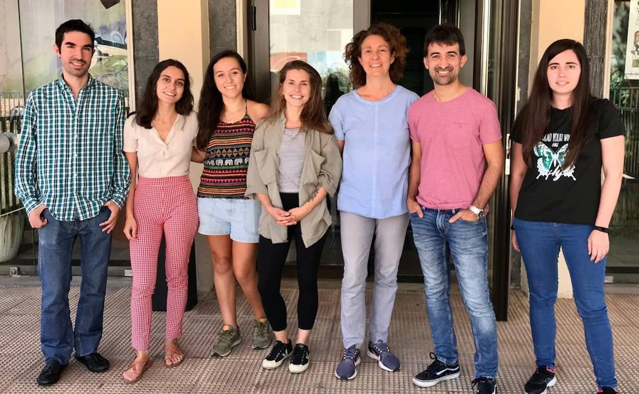 Grupo de investigadores del IRNASA-CSIC responsables del hallazgo.