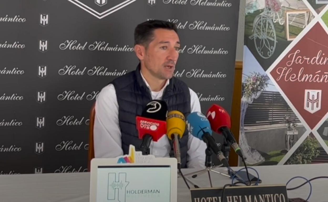 Casañ: «No hay nadie imprescindible pero la pérdida de De Miguel para Unionistas es grande»