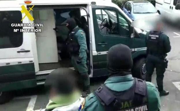 La Guardia Civil desmantela el grupo más violento de los Latin King en España
