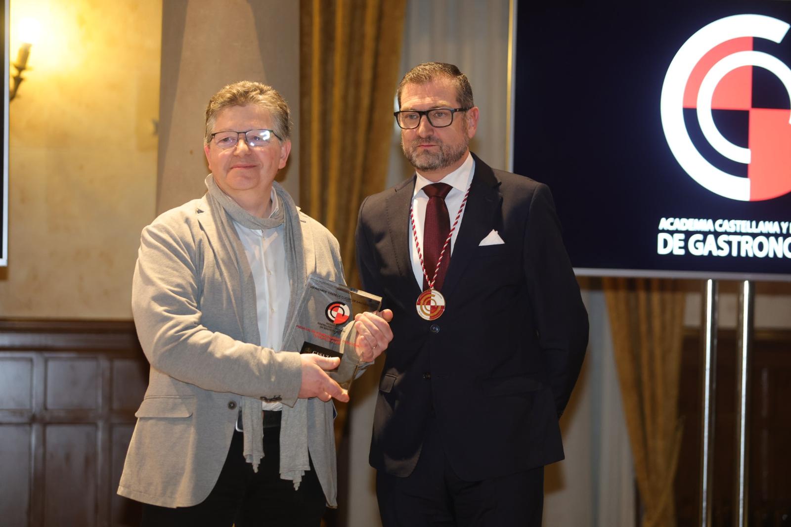 Fotos: El Mesón de Gonzalo y Hornazo de Salamanca, premiados por la Academia CyL de Gastronomía