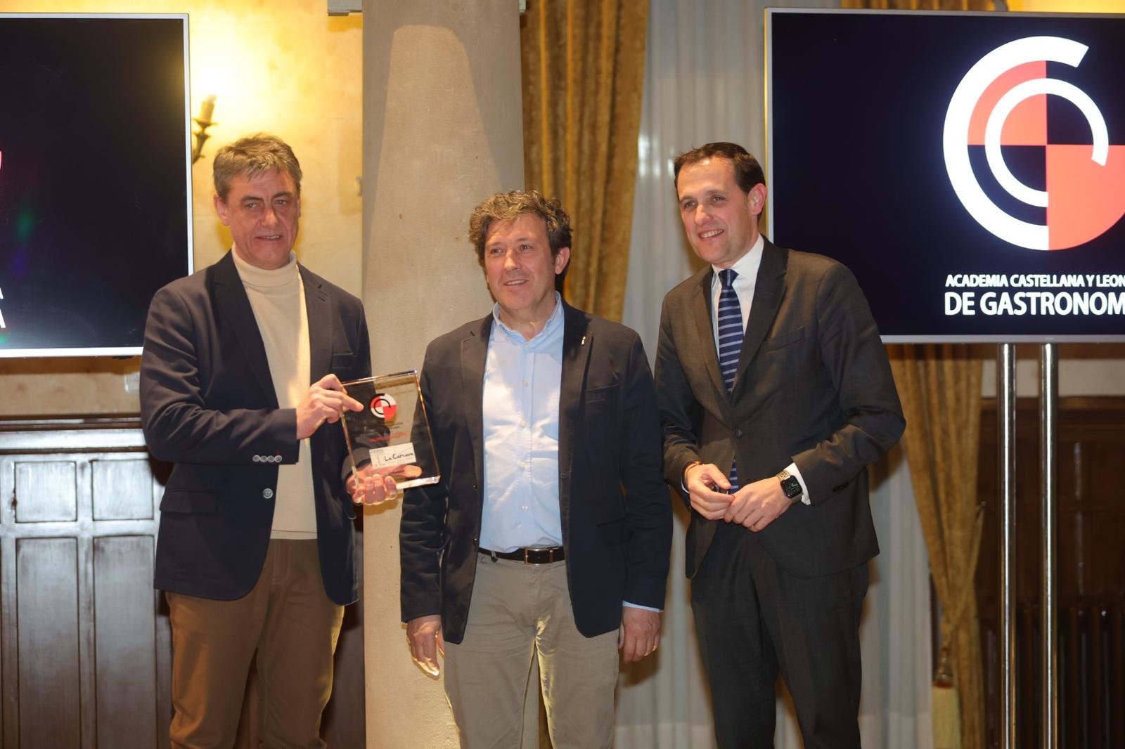 Fotos: El Mesón de Gonzalo y Hornazo de Salamanca, premiados por la Academia CyL de Gastronomía