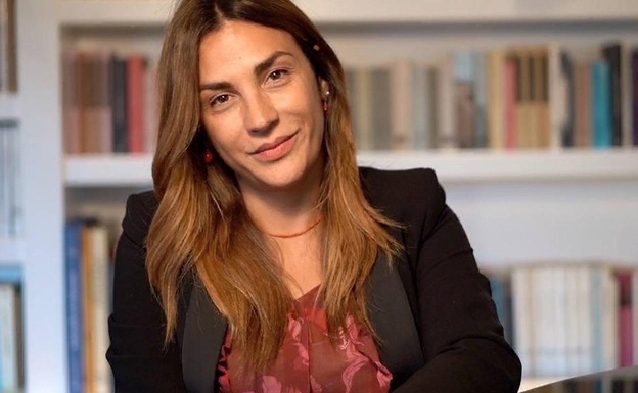 La escritora y profesora italiana Viola Ardone, autora de 'La decisión'.