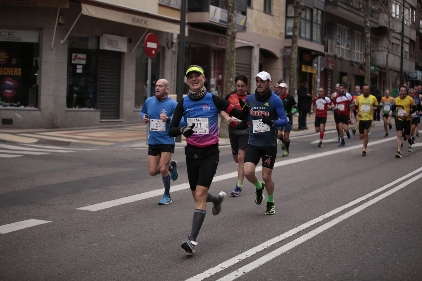 Fotos: Fiesta del atletismo popular salmantino con la Media Maratón