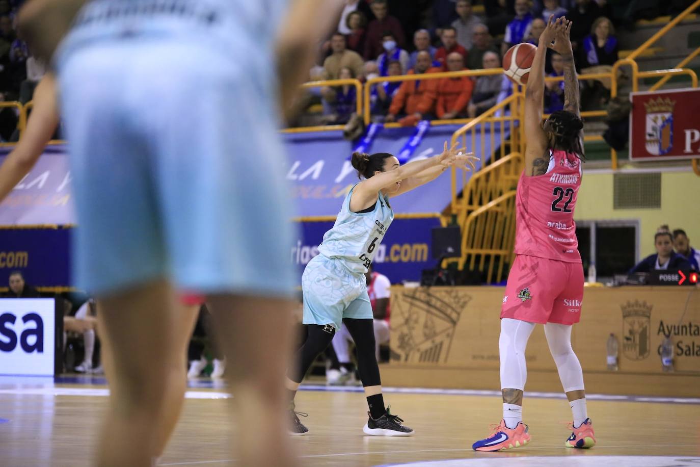 Fotos: Partido Avenida-Araski de Liga