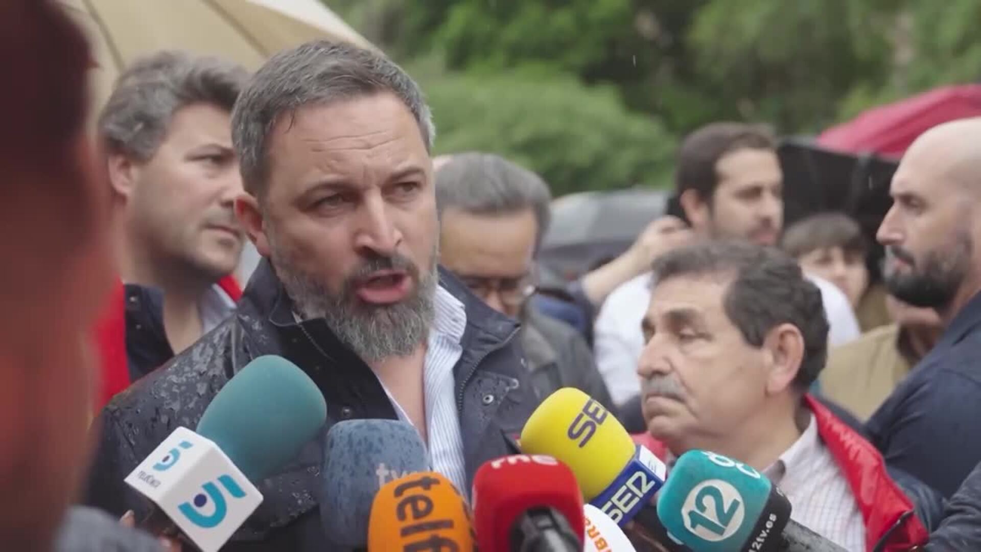 Abascal dice que los principales racistas son los supremacistas catalanes y vascos