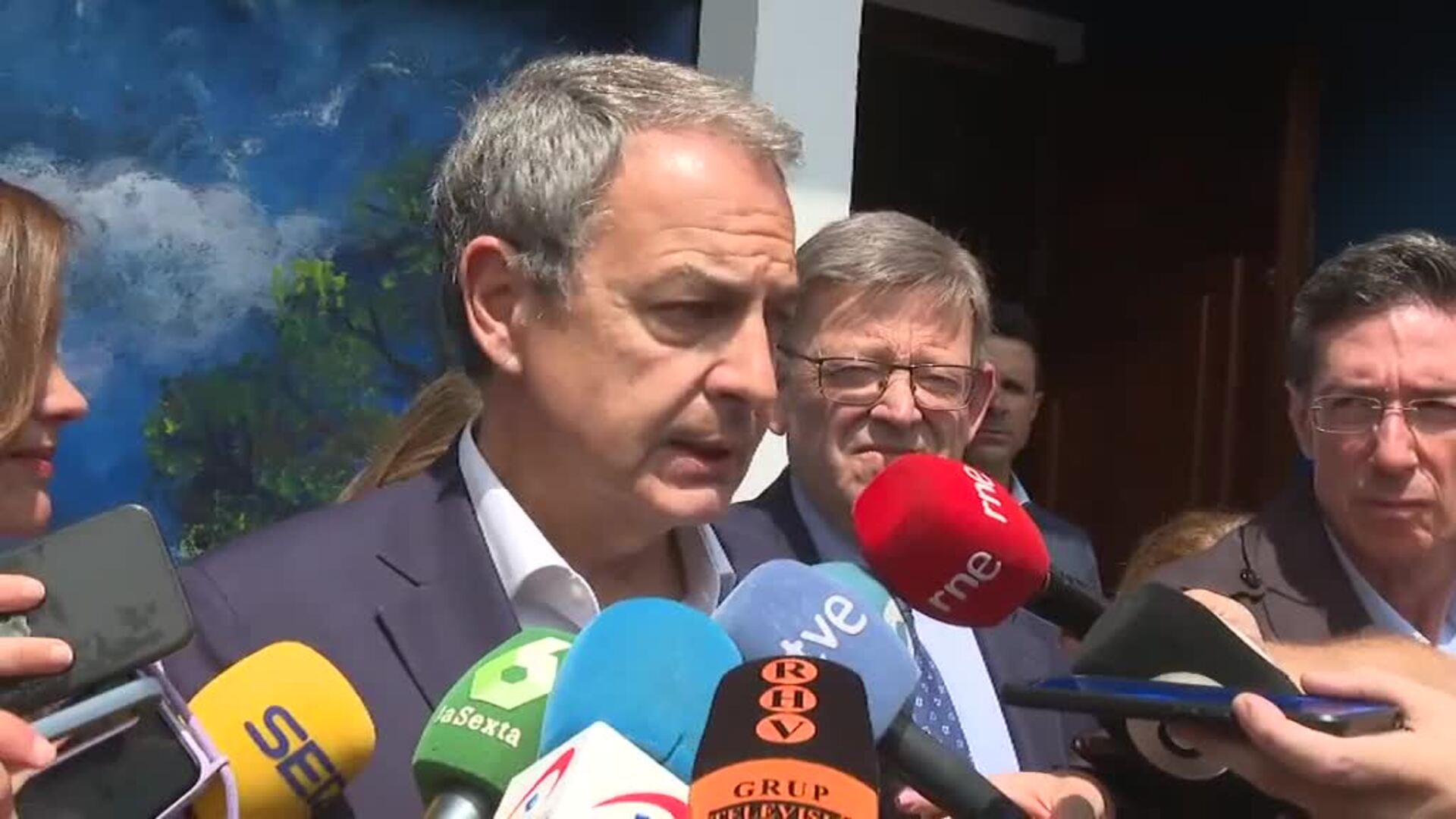 Zapatero acusa al PP de no salir "del engaño y la desfachatez" al hablar de ETA