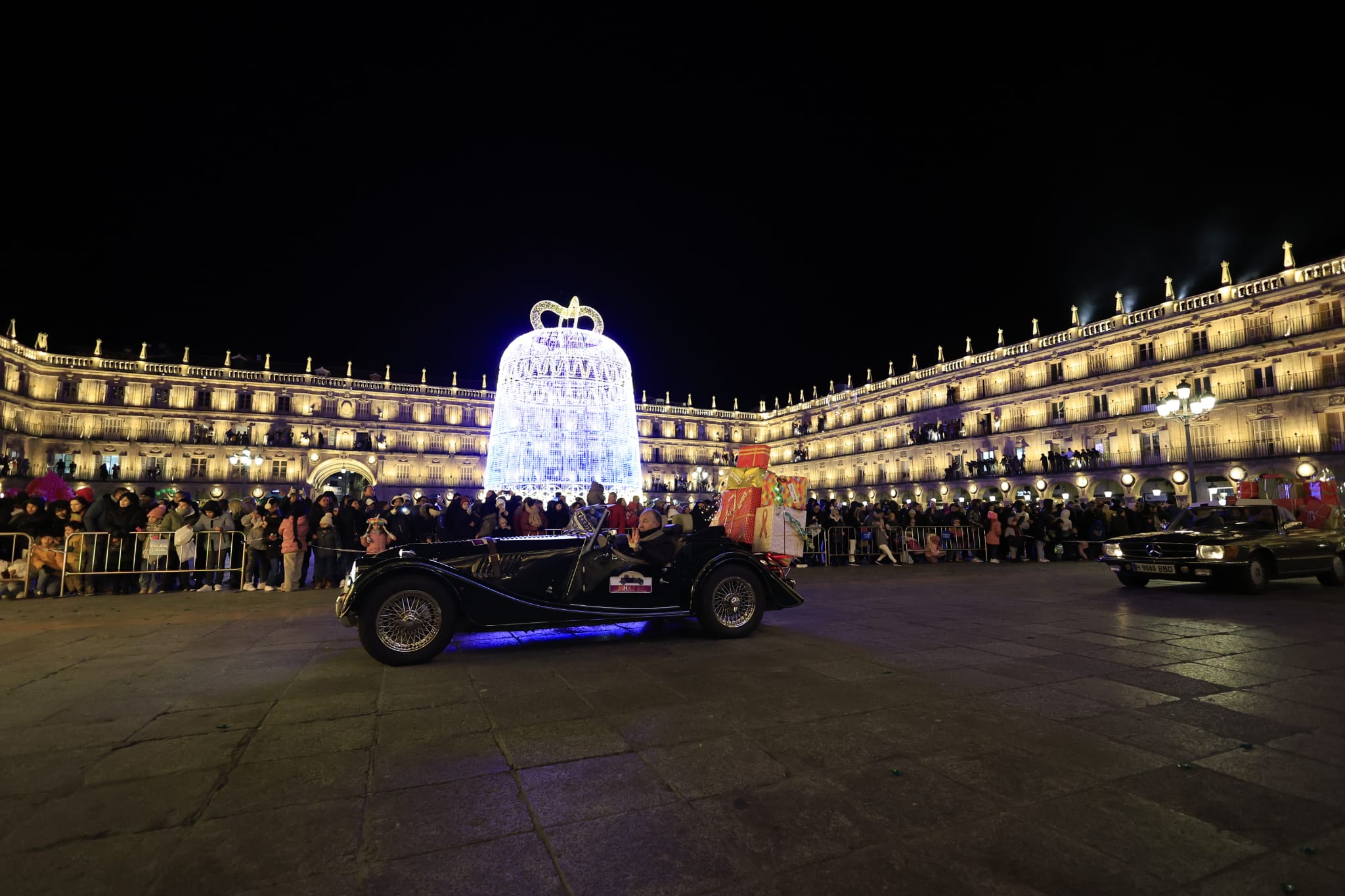 Los Reyes Magos reparten ilusión por Salamanca