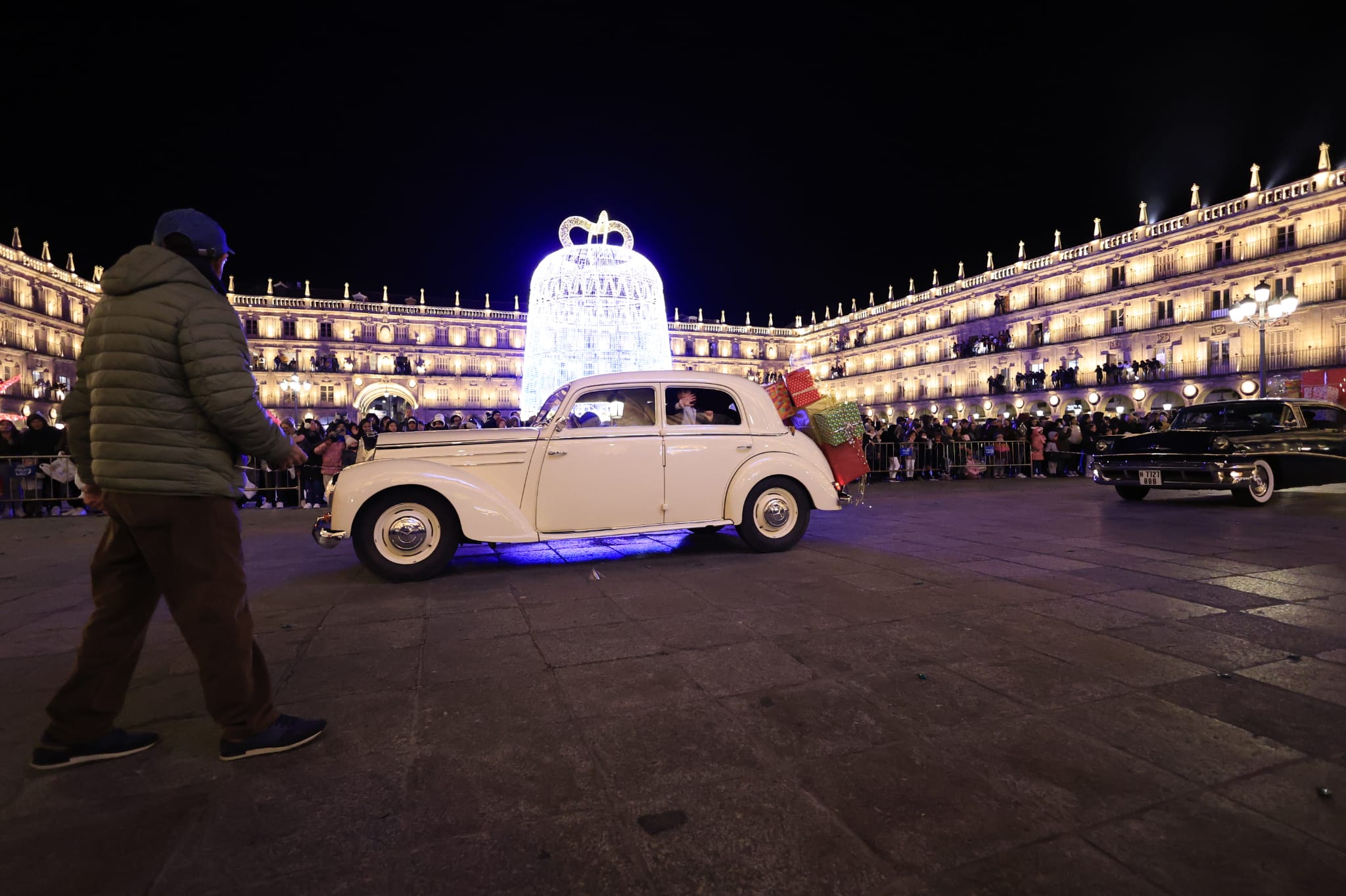 Los Reyes Magos reparten ilusión por Salamanca