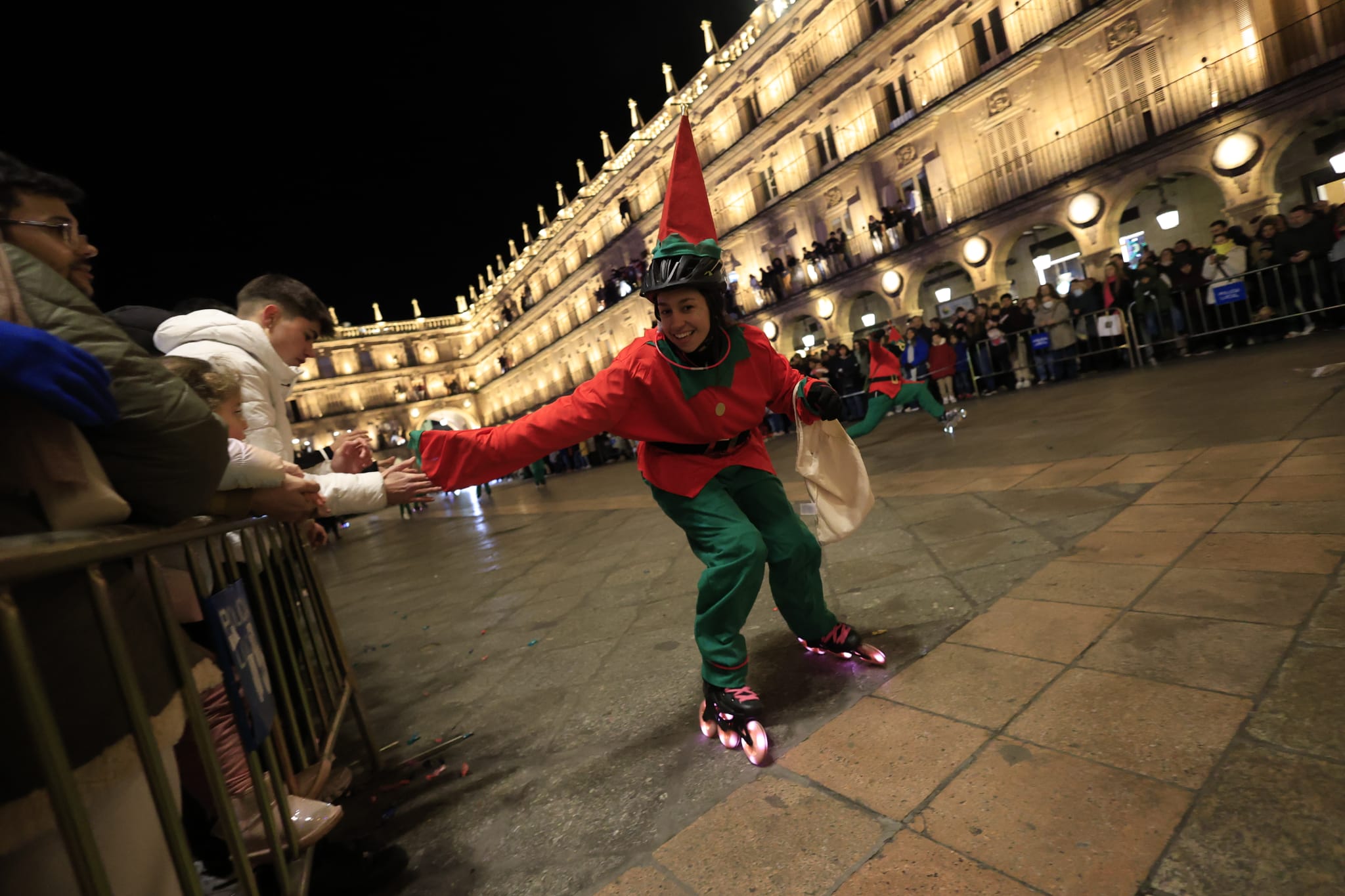 Los Reyes Magos reparten ilusión por Salamanca