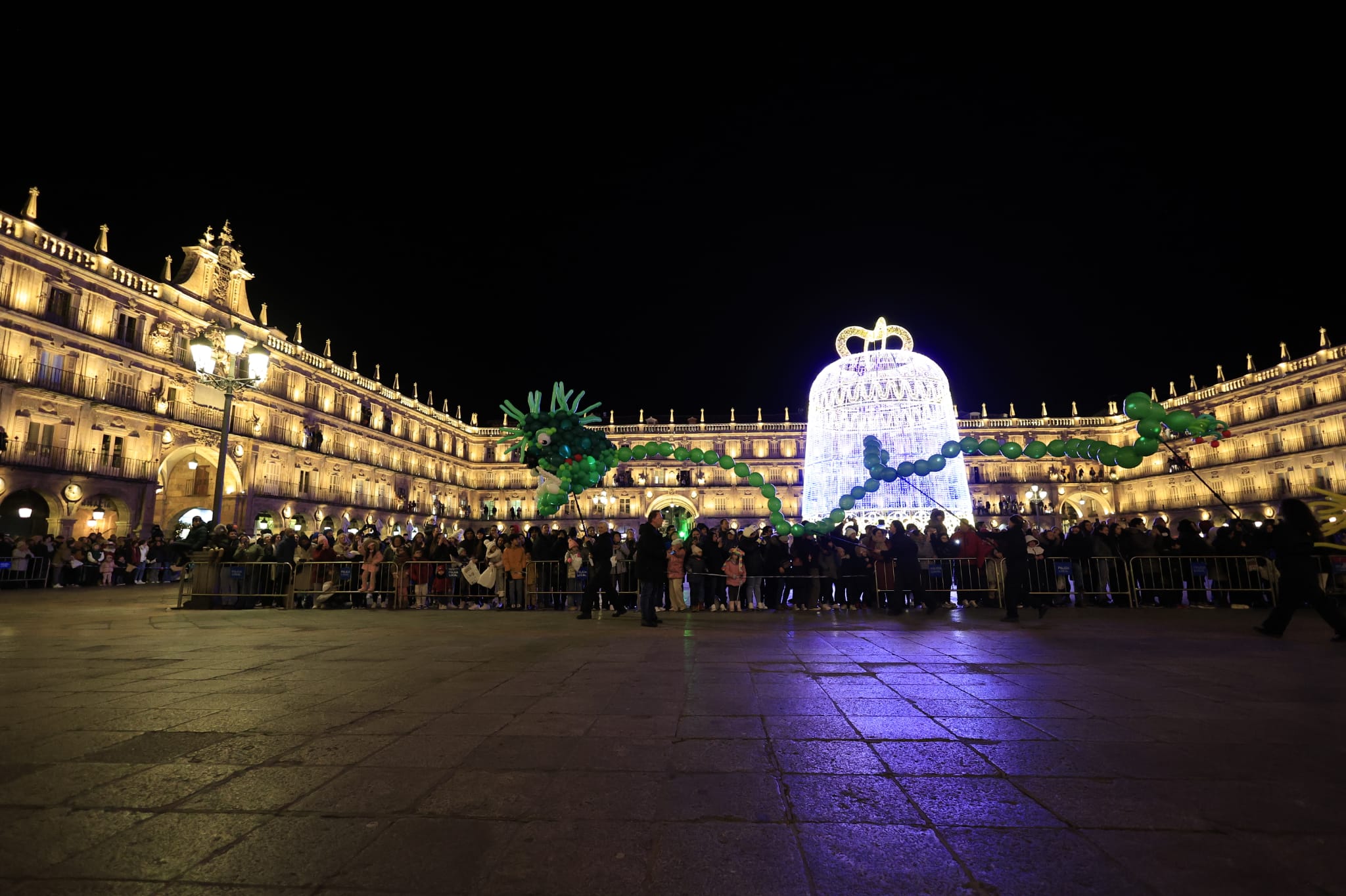 Los Reyes Magos reparten ilusión por Salamanca