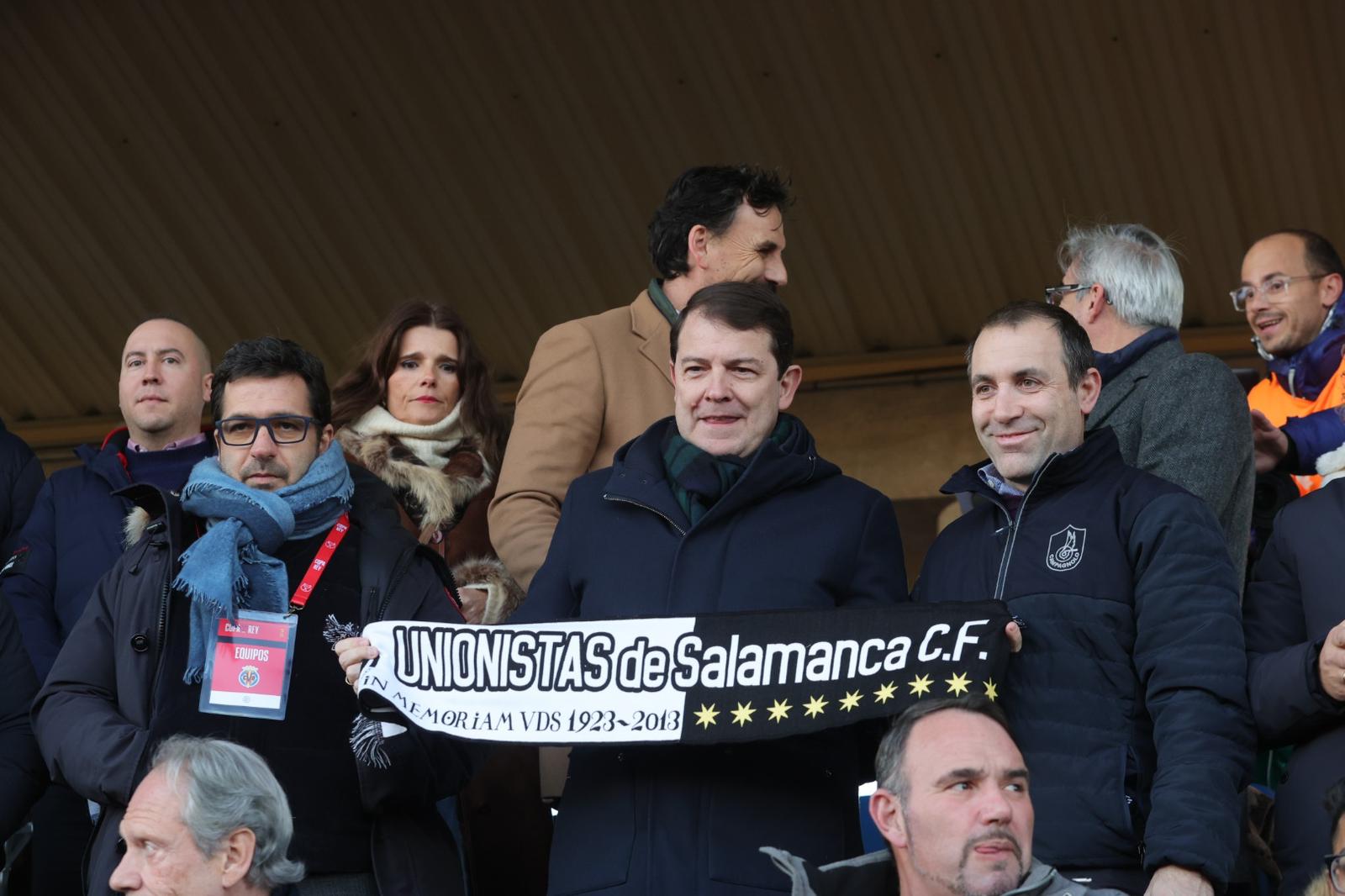 Las imágenes del aplazado Unionistas-Villarreal de la Copa del Rey por un apagón