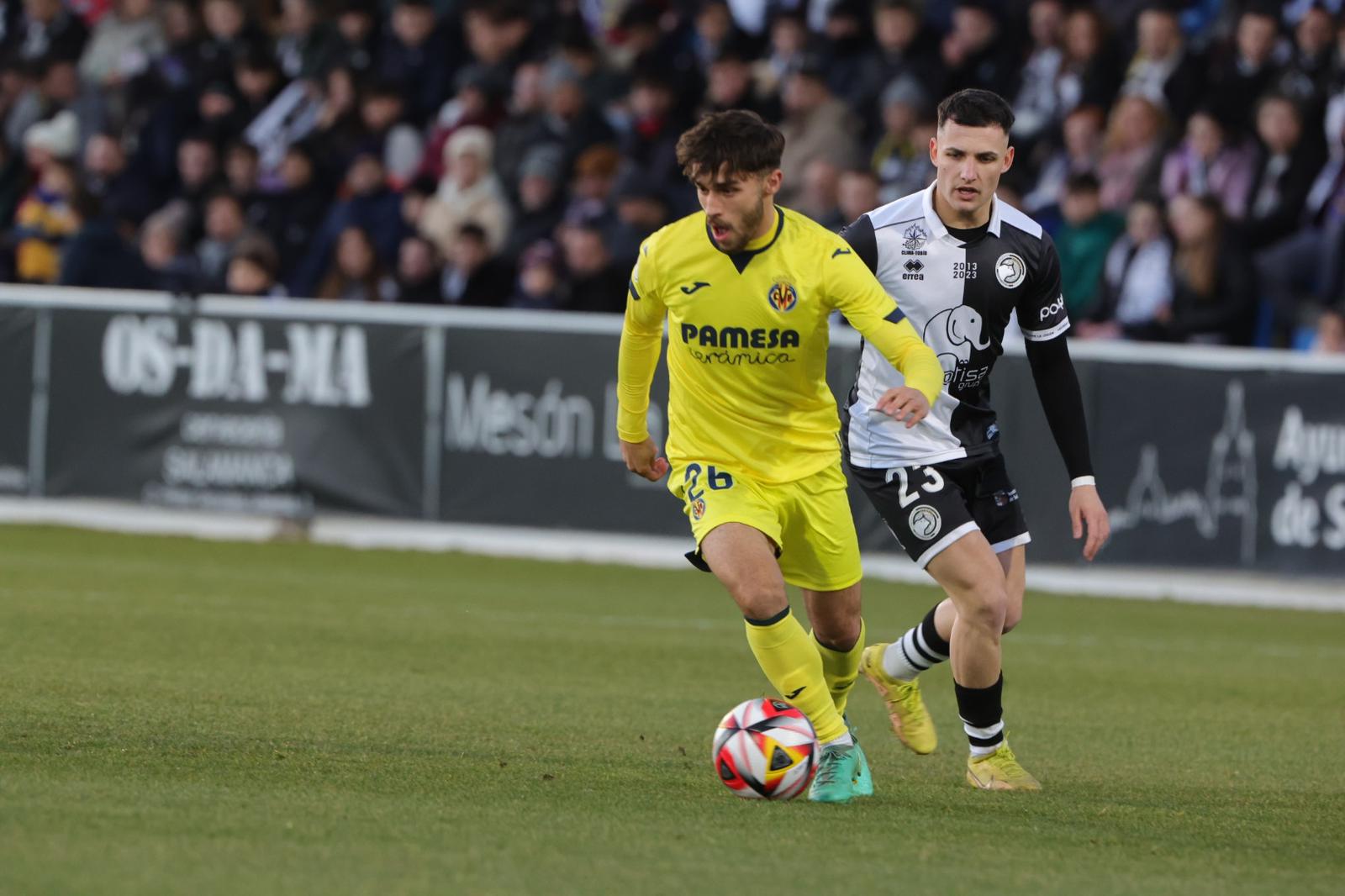 Las imágenes del aplazado Unionistas-Villarreal de la Copa del Rey por un apagón