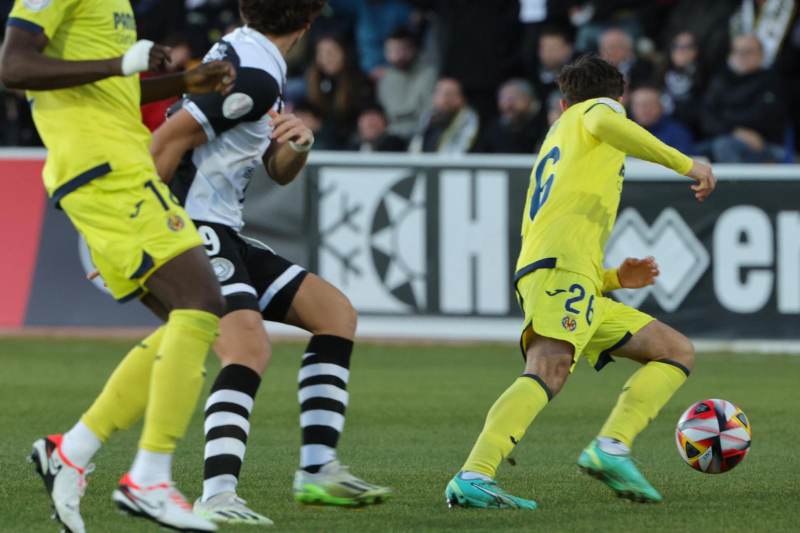 Las imágenes del aplazado Unionistas-Villarreal de la Copa del Rey por un apagón