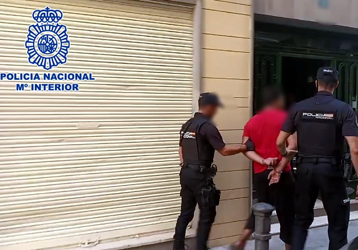 La Policía Nacional detiene a un varón