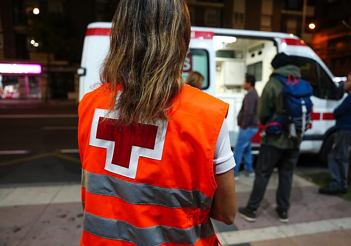 Voluntarios de la Cruz Roja trabajando en Salamanca
