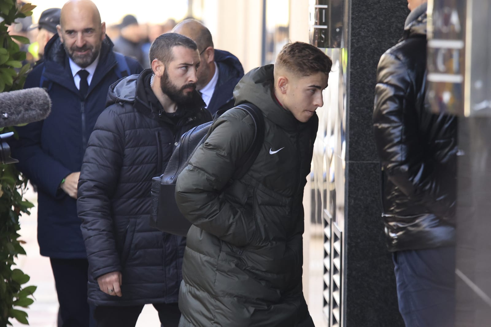 Locura ante la llegada del FC Barcelona en Salamanca