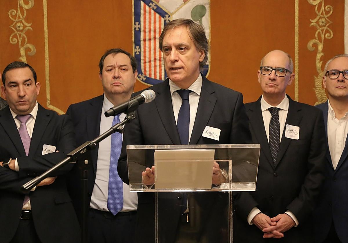 El alcalde de Salamanca promueve la asistencia a la manifestación.