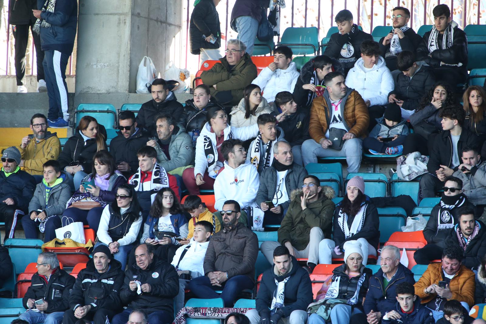 El Salamanca UDS se hace con el derbi y toma ventaja para el playoff (2-1)