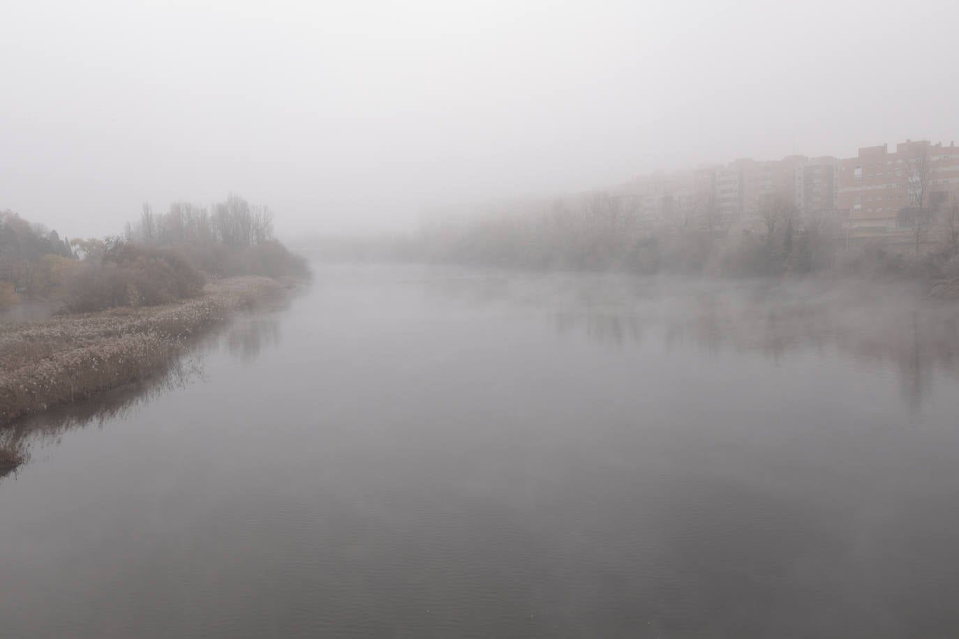 Niebla a la orilla del Tormes.