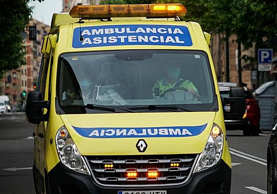 Una ambulancia de imagen de archivo