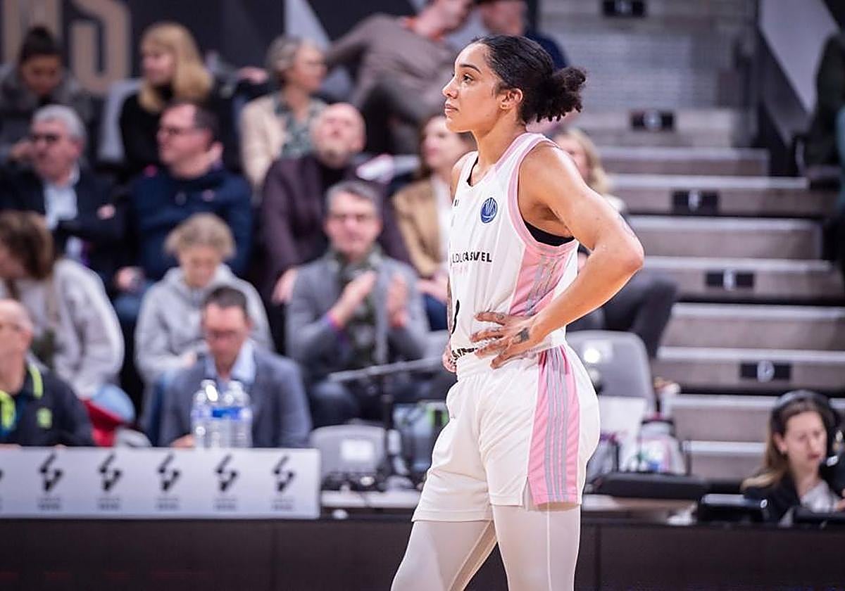 Gabby Williams, durante el partido