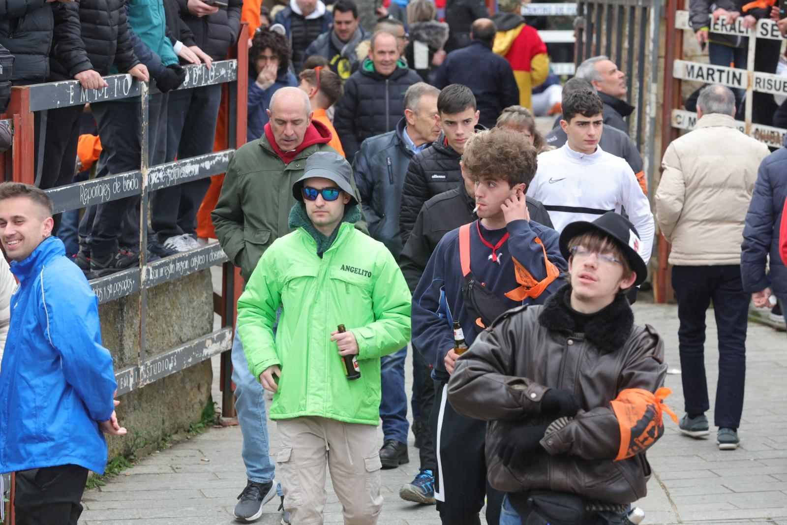 Ambiente y disfraces del sábado en el Carnaval del Toro, en imágenes