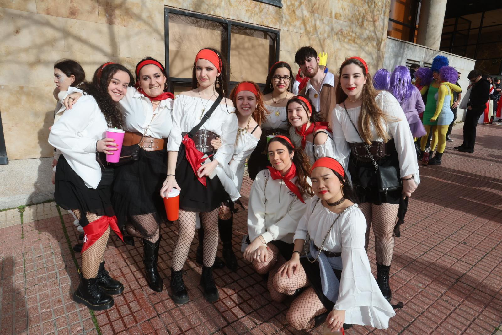 Derecho disfruta de una multitudinaria procesión del Codex