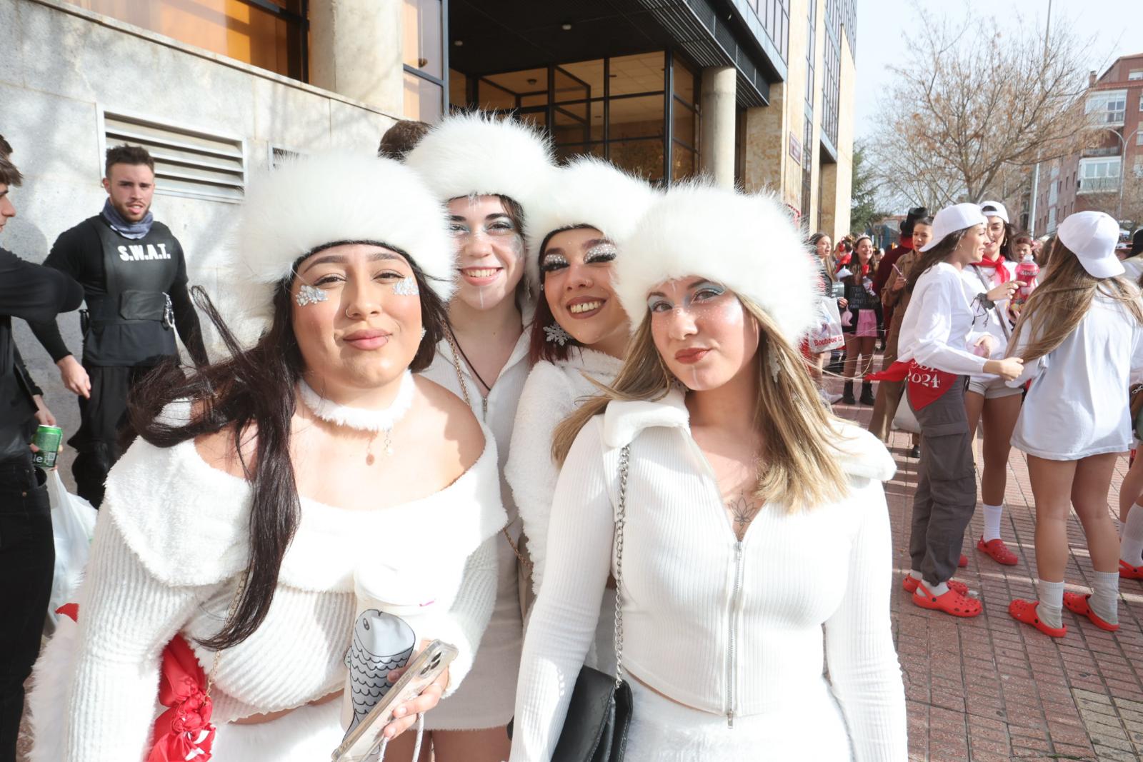 Derecho disfruta de una multitudinaria procesión del Codex
