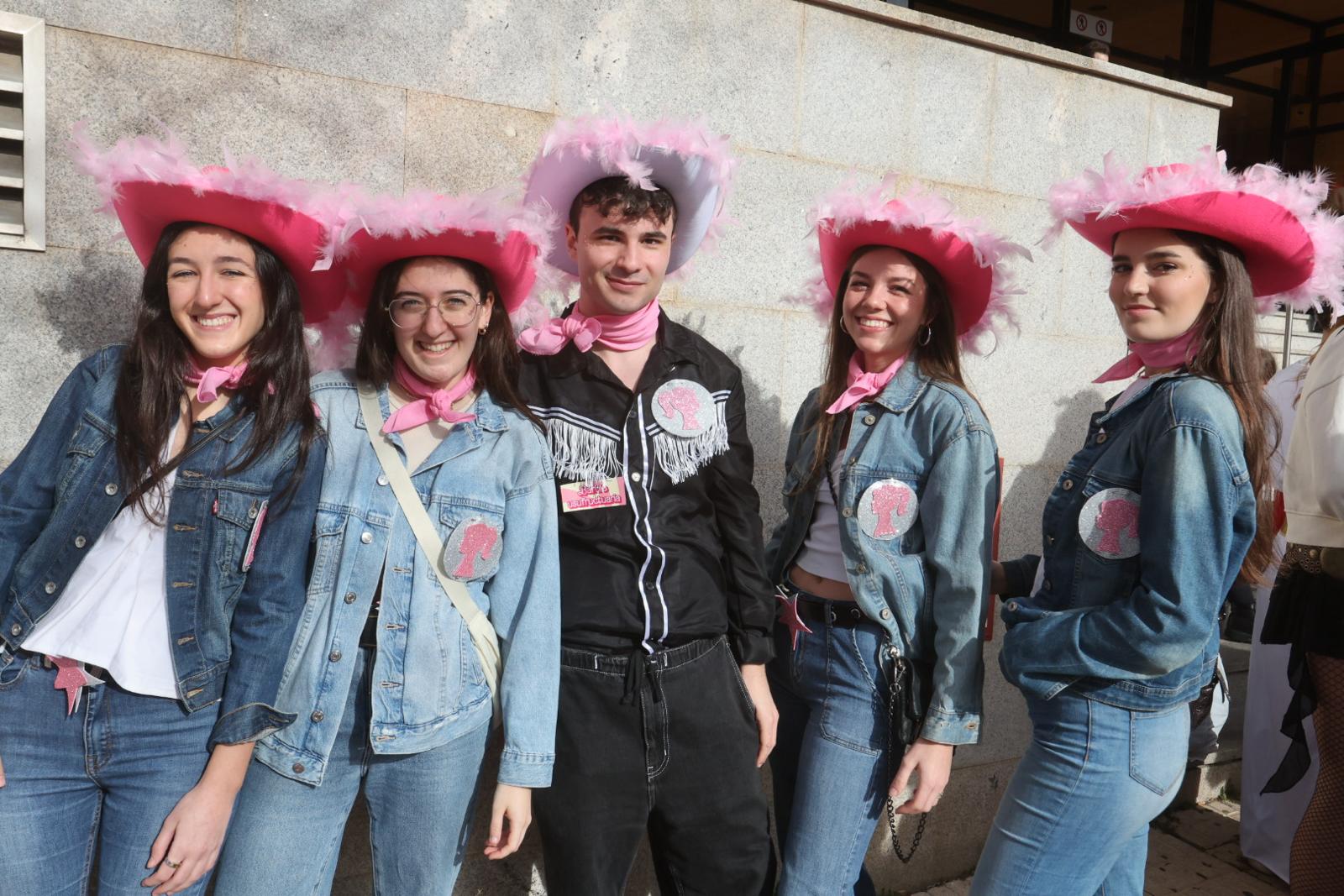 Derecho disfruta de una multitudinaria procesión del Codex