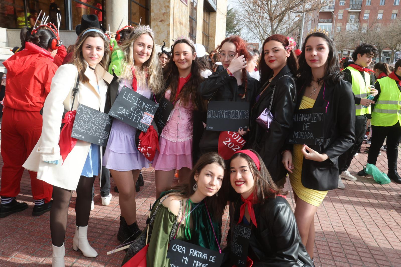 Derecho disfruta de una multitudinaria procesión del Codex