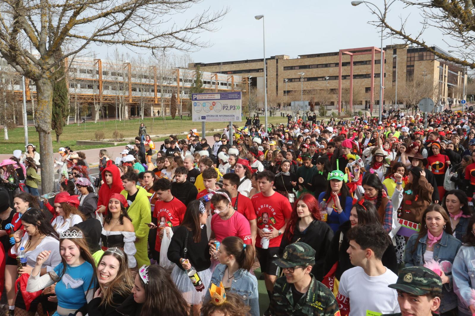 Derecho disfruta de una multitudinaria procesión del Codex