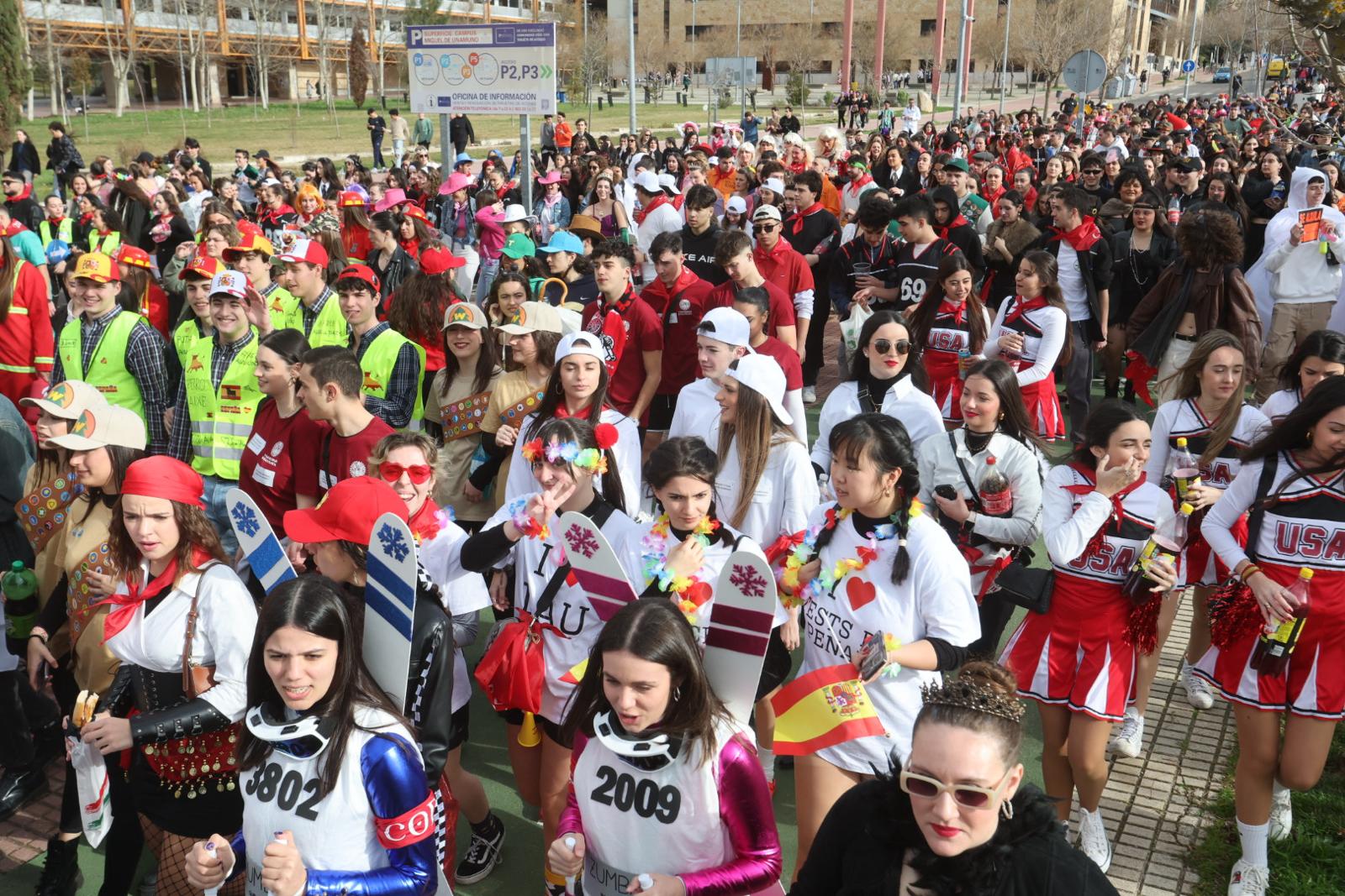 Derecho disfruta de una multitudinaria procesión del Codex
