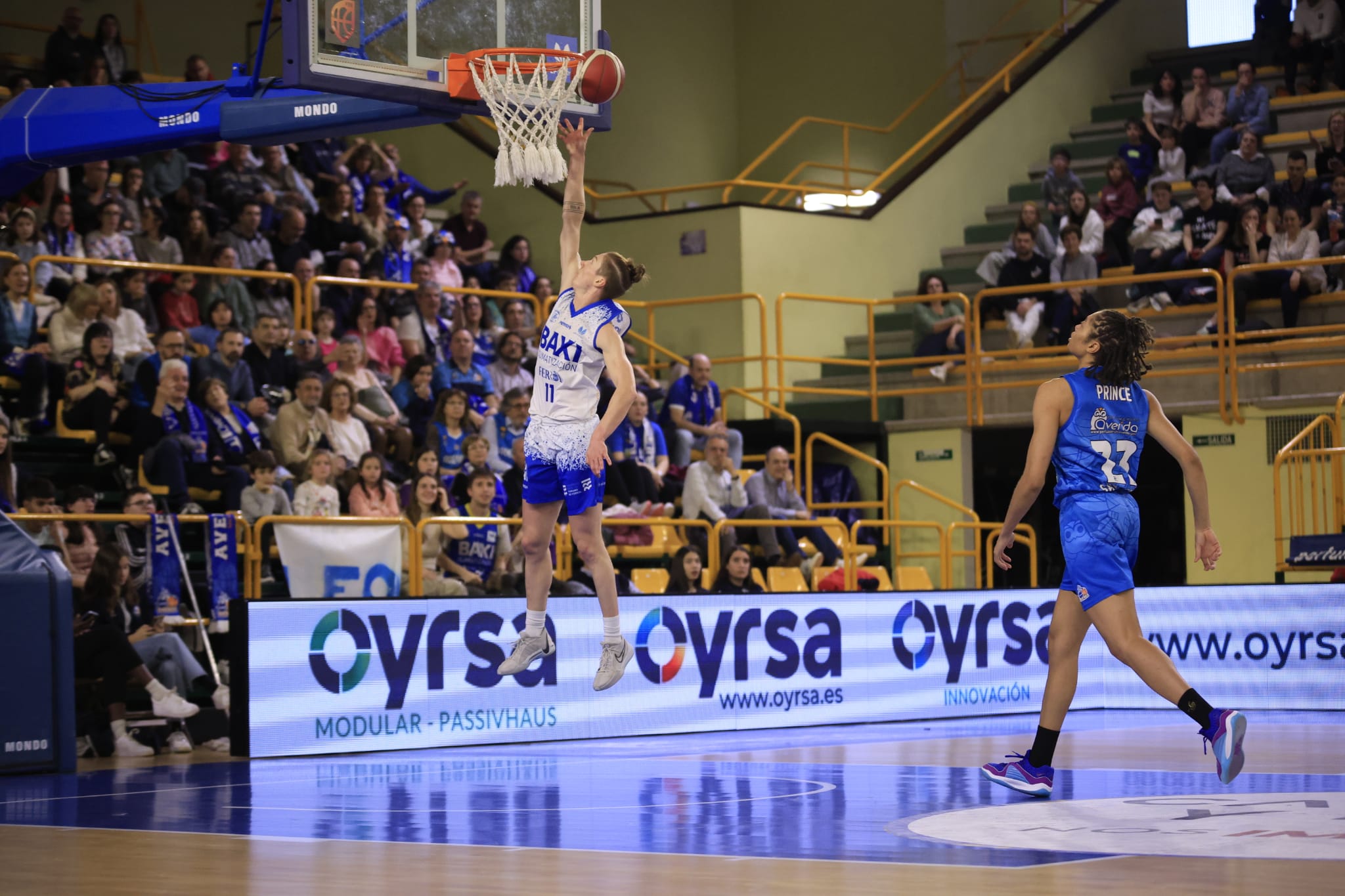 El partido entre el Avenida y el Ferrol en imágenes