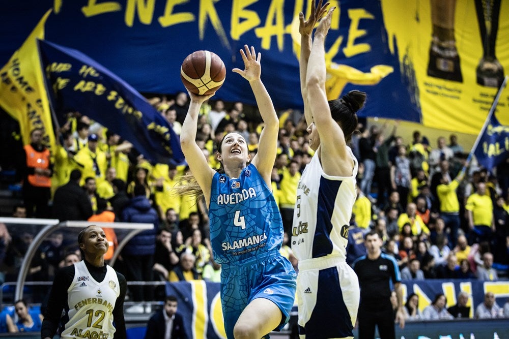 Las imágenes del Fenerbahce-Avenida de los cuartos de la Euroliga