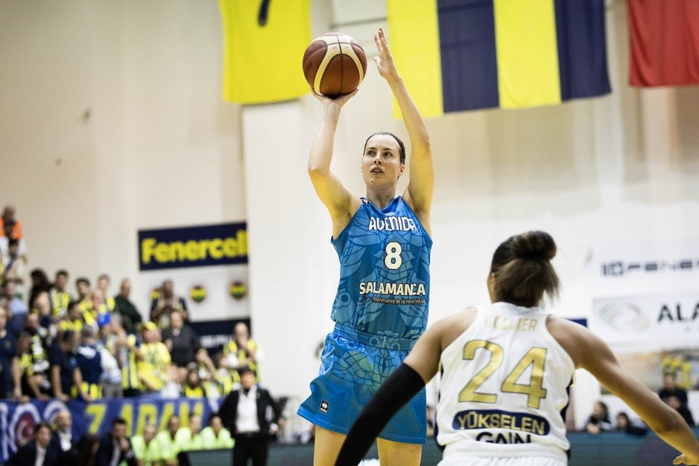 Las imágenes del Fenerbahce-Avenida de los cuartos de la Euroliga