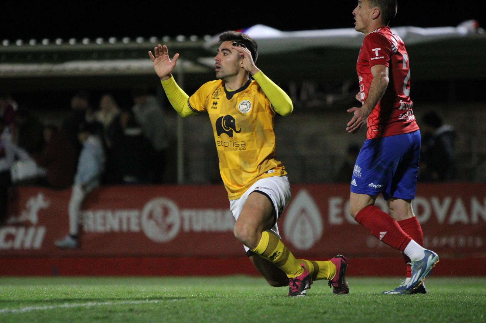 Unionistas empata (0-0) en Tarazona y duerme octavo en la clasificación