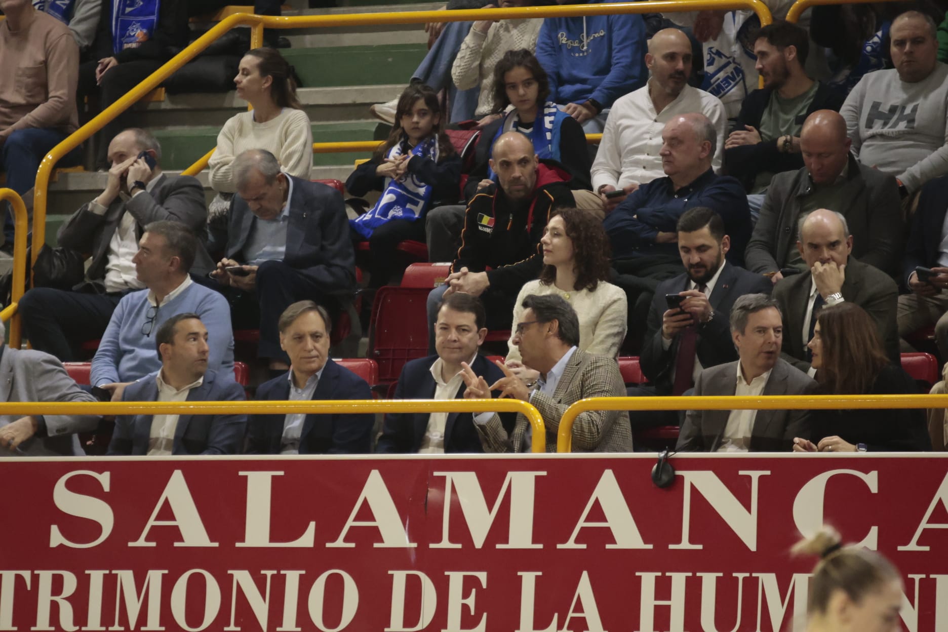 Un soberbio Würzburg brilla en la noche europea