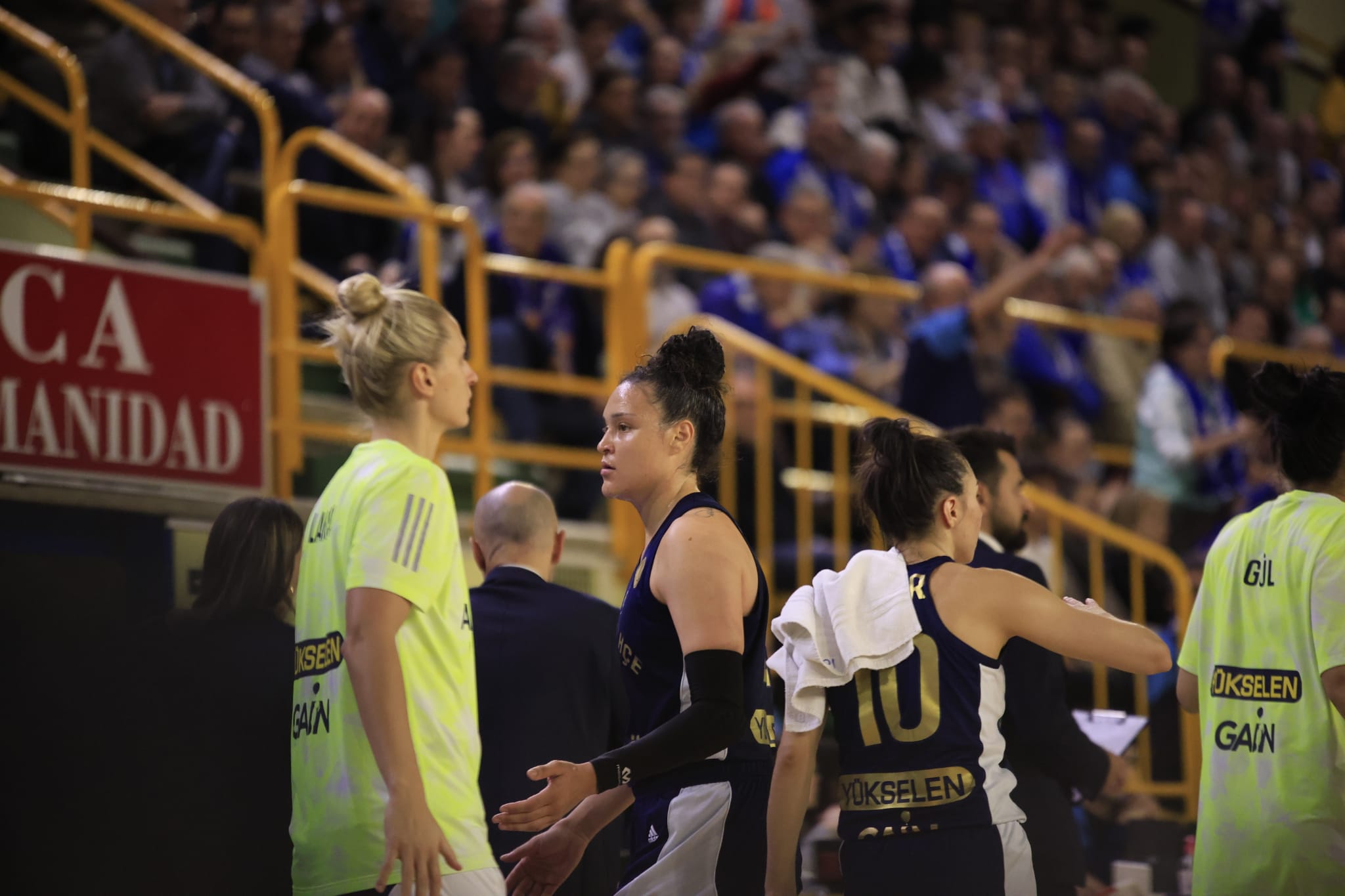 Un soberbio Würzburg brilla en la noche europea