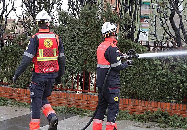 Bomberos de Salamanca apagan el fuego