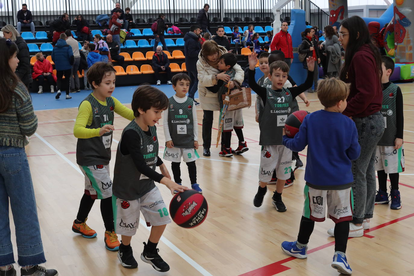El anexo de Würzburg celebra la VIII edición del PequeBasket